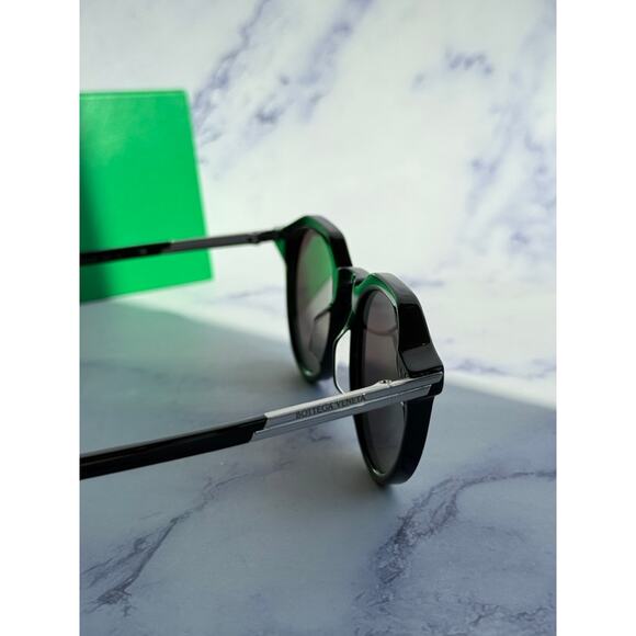 NEW Bottega Veneta BV1260S Black Sunglasses